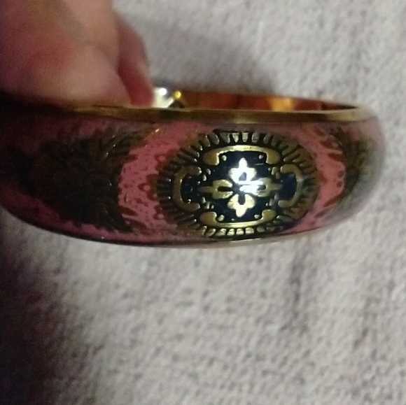 Brass decorative pink bangle bracelet heart 💕 - Picture 2 of 6